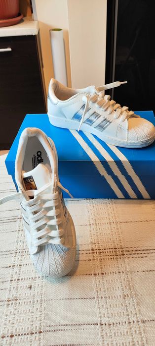 Adidas маратонки