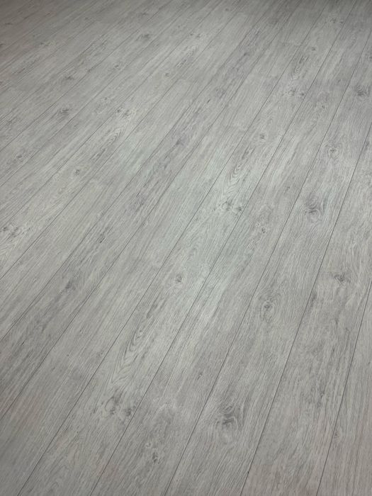 Линолеум сатылады 100 кв2