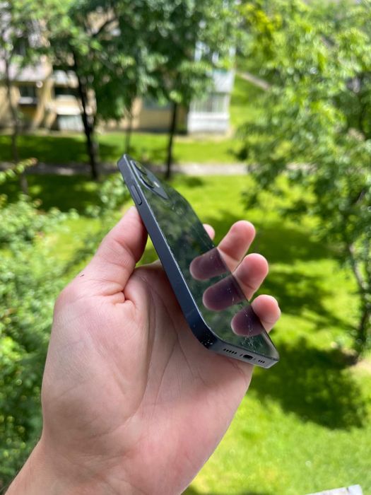 • Iphone 12 • 64gb •  PIESE • dezmembrari •