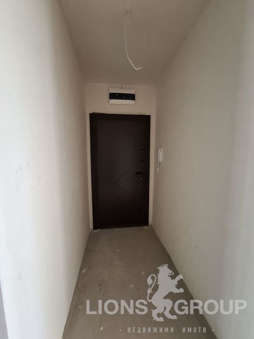 Продава се Двустаен апартамент в Варна, Колхозен пазар - 79 кв.м за 1058 €/кв.м - Снимка #12