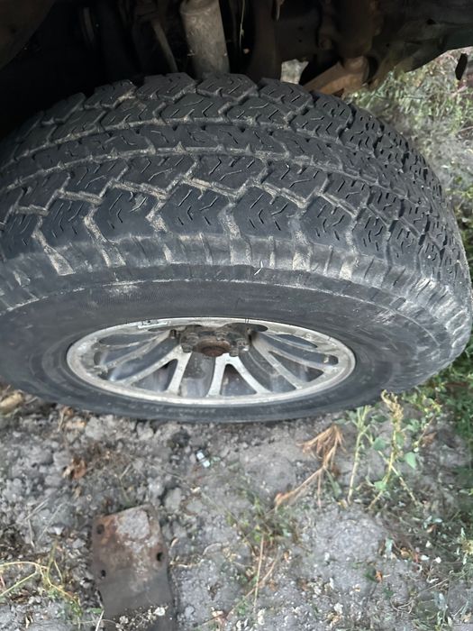 Продавам гуми с джанти