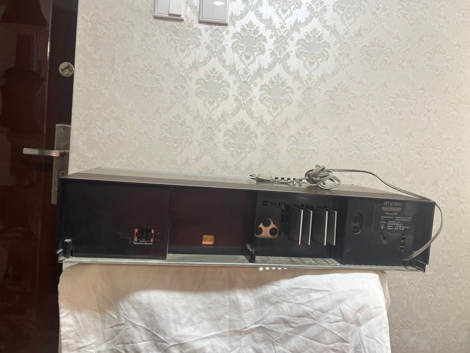 Vintige ampituner., statie Grundig RTV 801 HI-FI
