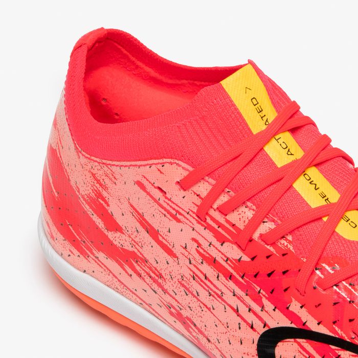 Ghete de fotbal Clr Tf Low Red Storm roz - produs resigilat Decathlon