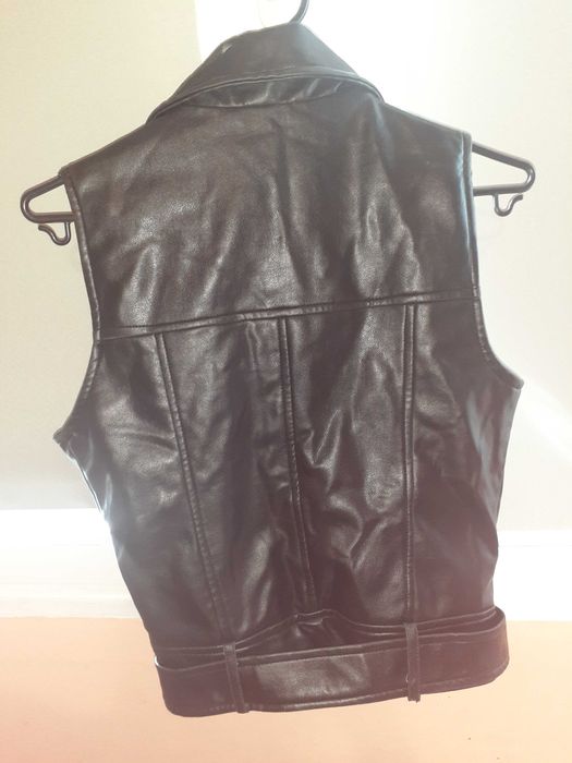 Кожен елек, черен