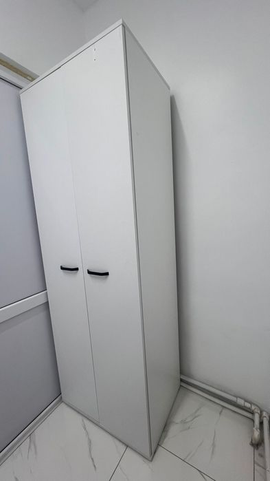 Шкаф новый в отличном состоянии