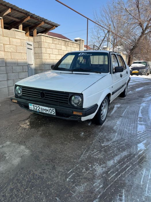 Продам машину джетта 2