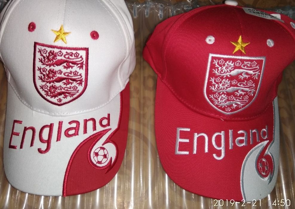 Кепка для любителей футбола