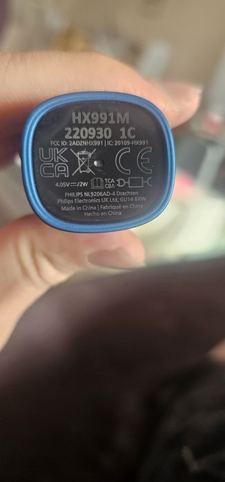 Електрическа четка за зъби ( ултра звукова ) Philips HX991M DiamondClean 9000