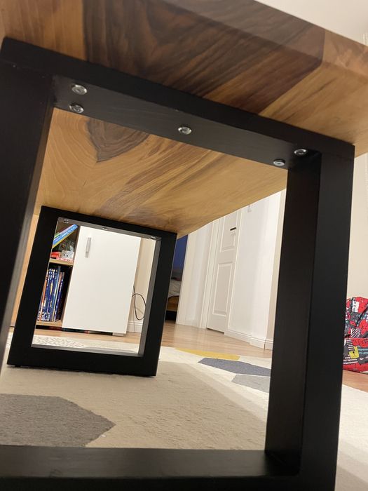 Masuta de cafea din lemn de nuc