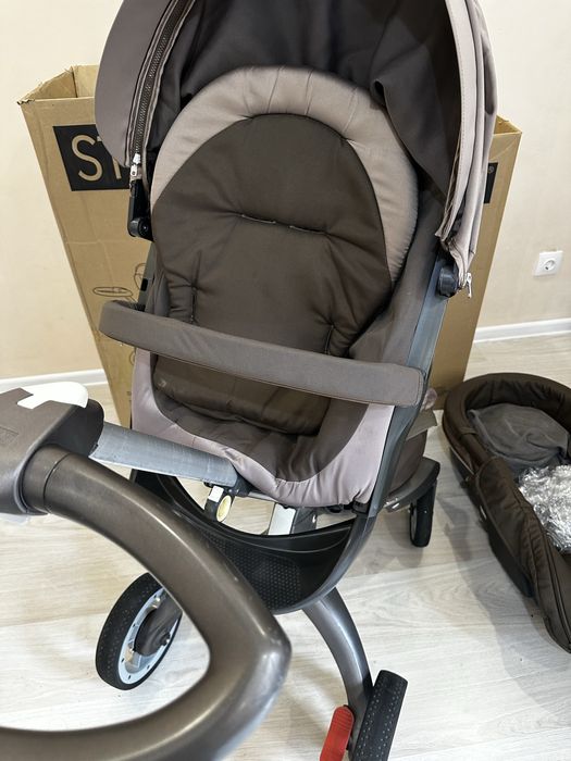 Коляска Stokke Xplory