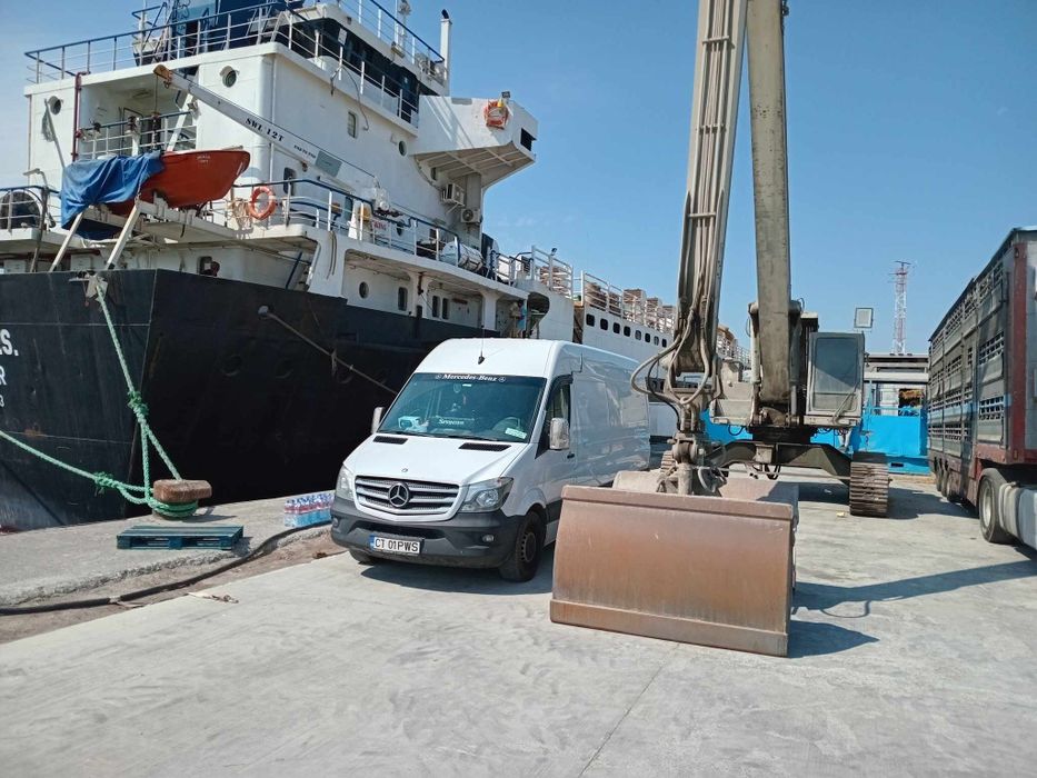 Transport marfa / Mutari / închirieri dube autoutilitare