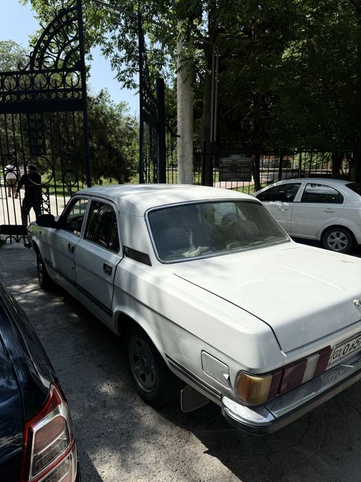 Волга сотилади 2000 йил