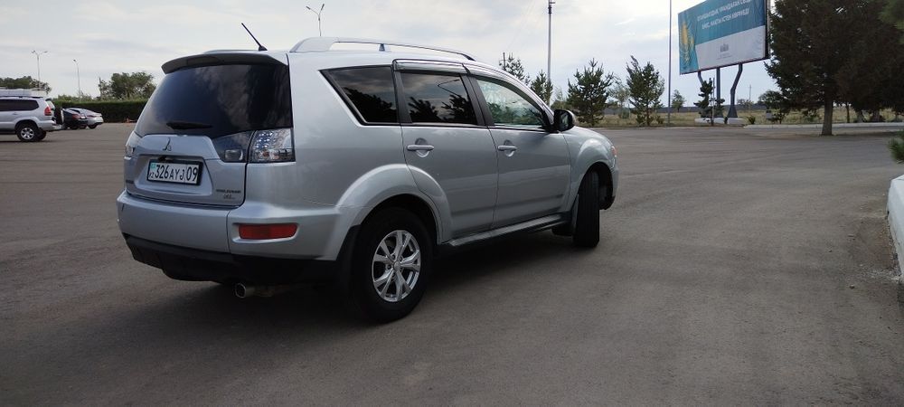 Mitsubishi outlander
