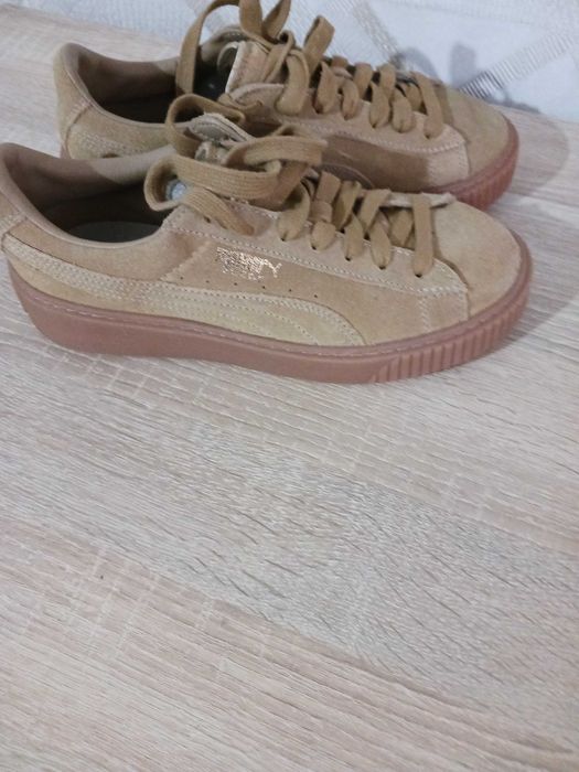 Само пробвани дамски обувки