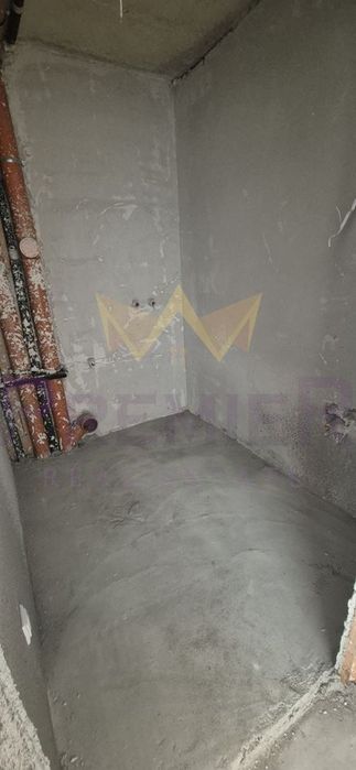 Продава се Двустаен апартамент в Варна, Аспарухово - 57 кв.м за 1327 €/кв.м - Снимка #3