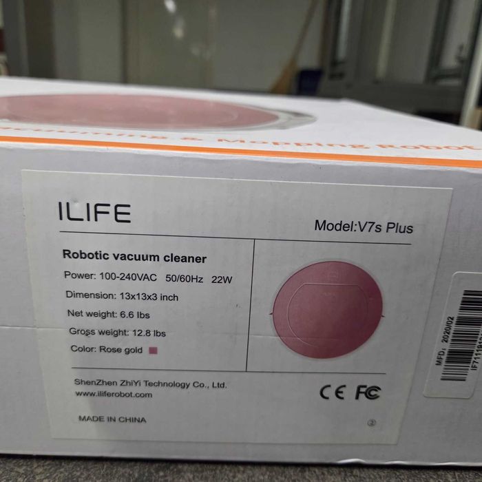 Продавам прахосмукачка робот iLife V7s Plus цена 25 евро