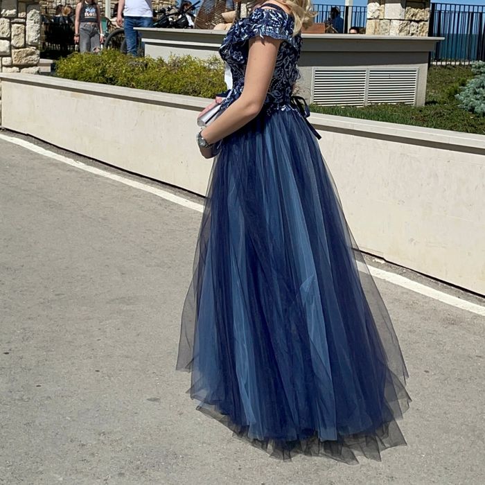 Продавам Бална Рокля