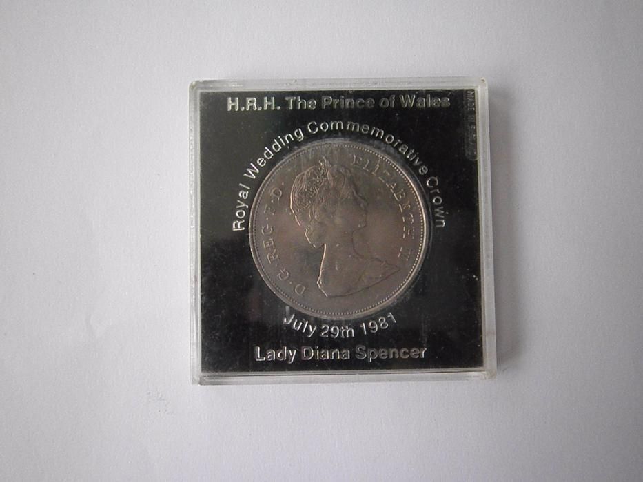 Стари Български банкноти и монети & една от UK