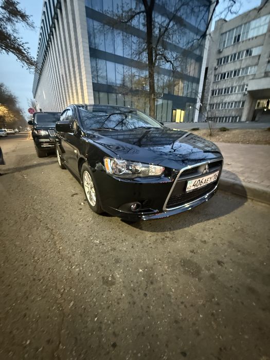 Mitshubishi Lancer 10