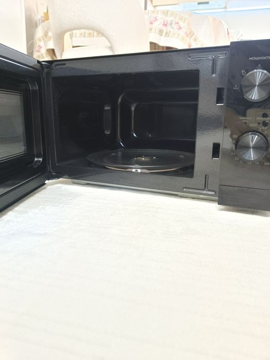 Микроволновка продам