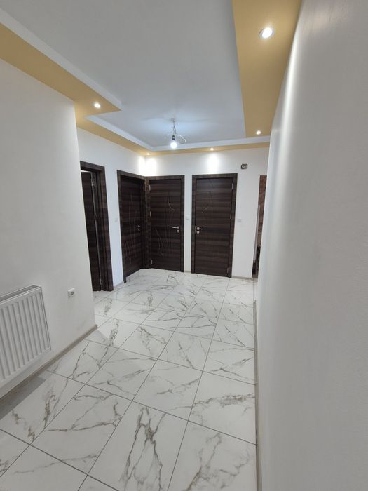 Продава се Тристаен апартамент в Севлиево - 97 кв.м за 1372 €/кв.м - Снимка #8