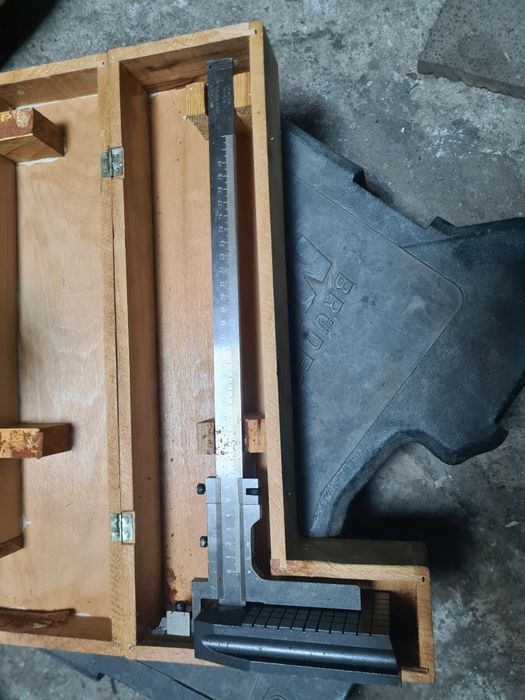 Subler mecanic vertical inaltime si trasaj vernier nou  nou