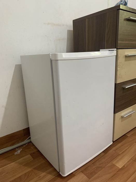 Продам холодильник мини срочно продам