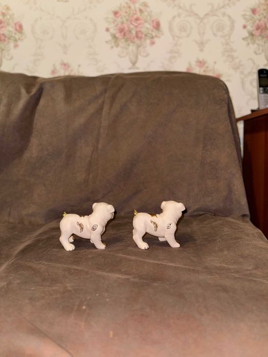 Статуэтки собачки