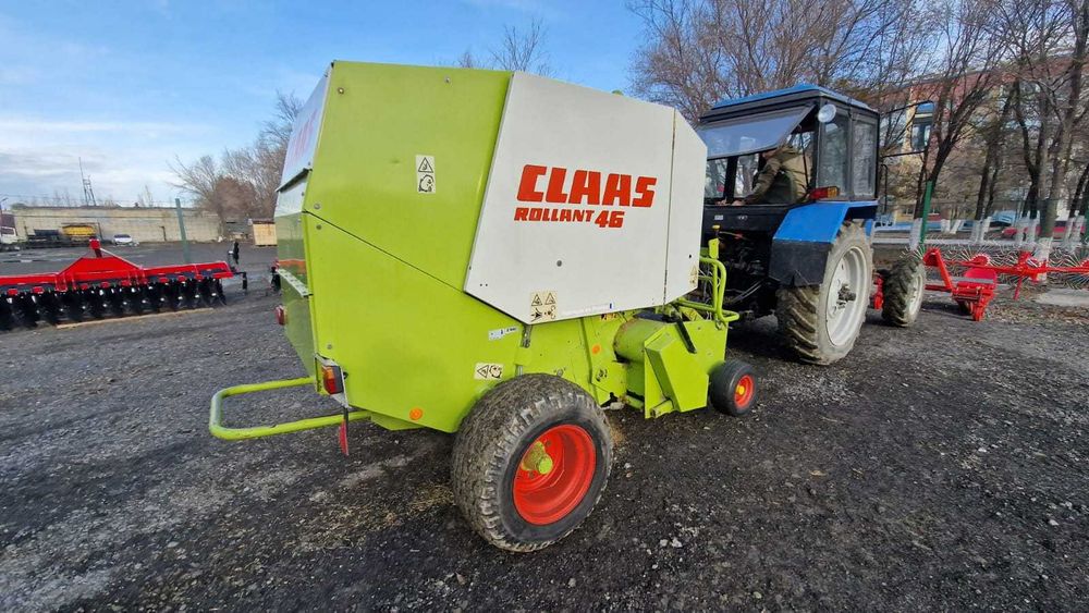 Пресс-подборщик рулонный Сlaas Rollant 46 с Европы