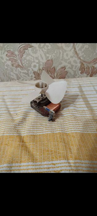 Зап части на м и к р о в о л н о в к у