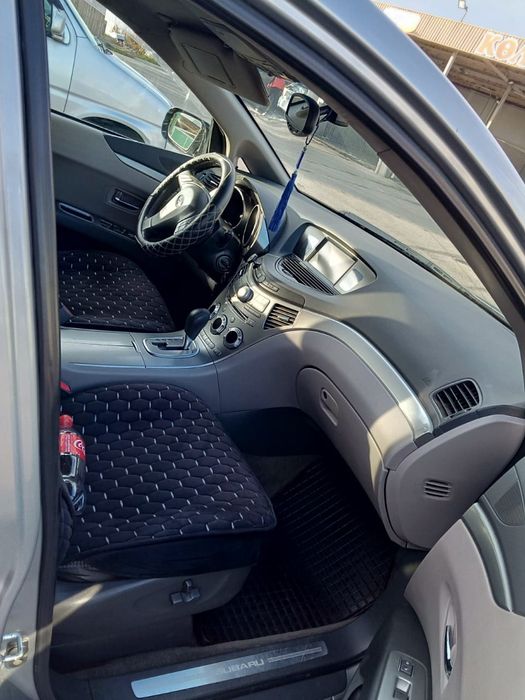 Субару трибека  продам