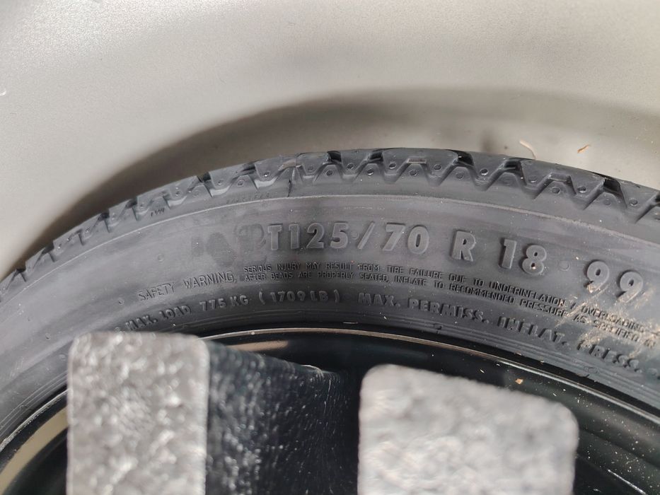 Комплект резервна гума патерица 18 цола Голф 7 Октавия 3 Ауди а3  8в