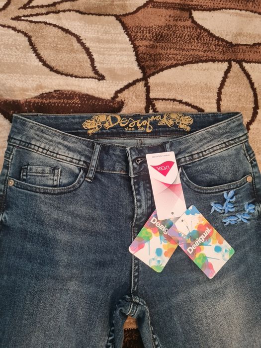 Blugi damă originali Desigual mas 26.