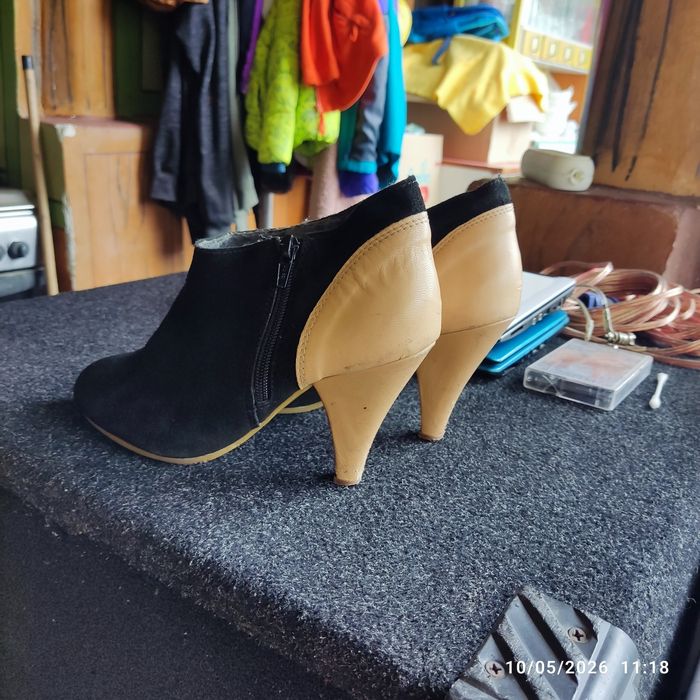 Pantofi cu toc piele