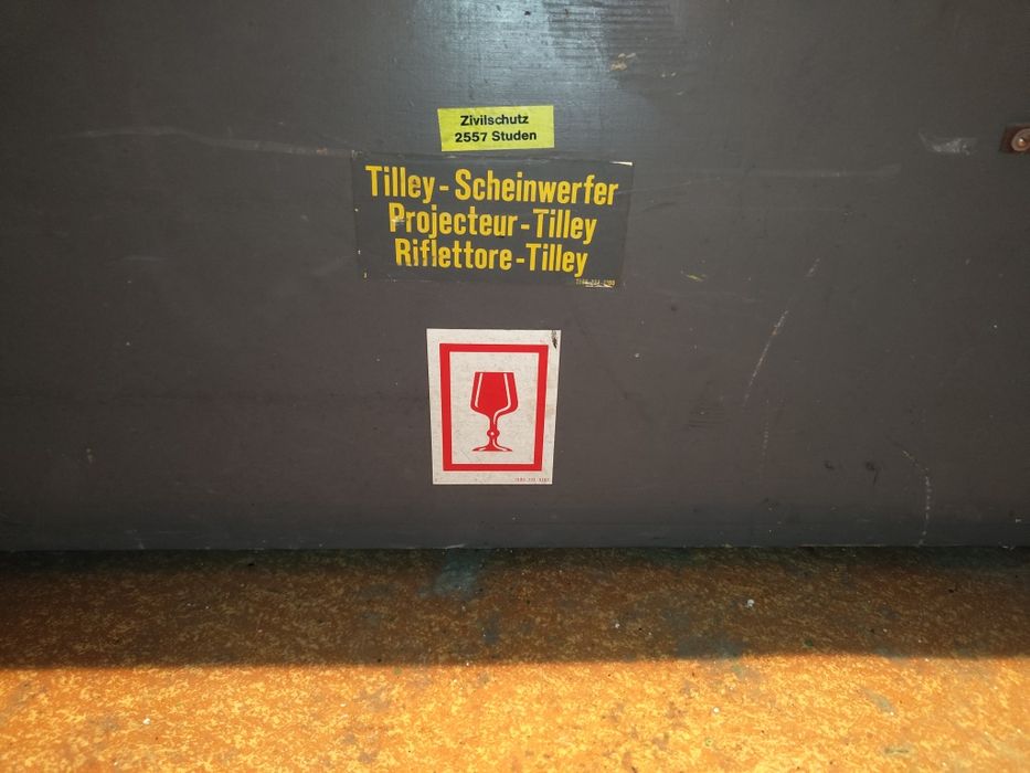 Боен прожектор tilley FL6 1930г.