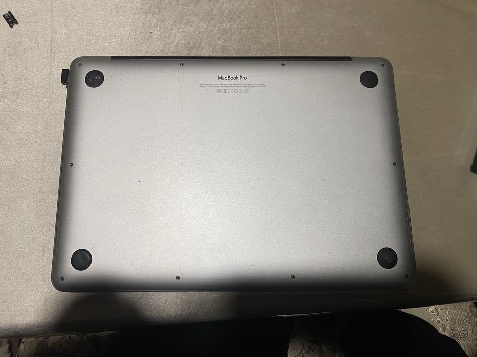 MacBook Pro 13-Retina