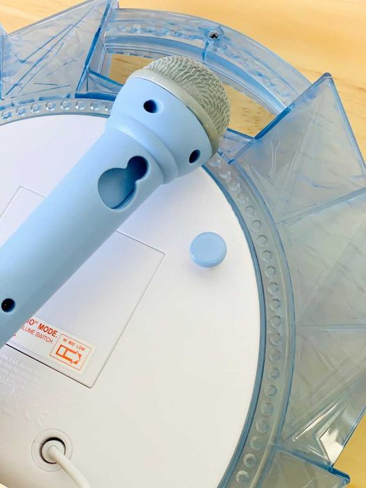 Frozen  Boombox, поющая сумочка-колонка с микрофоном - оригинал!!!