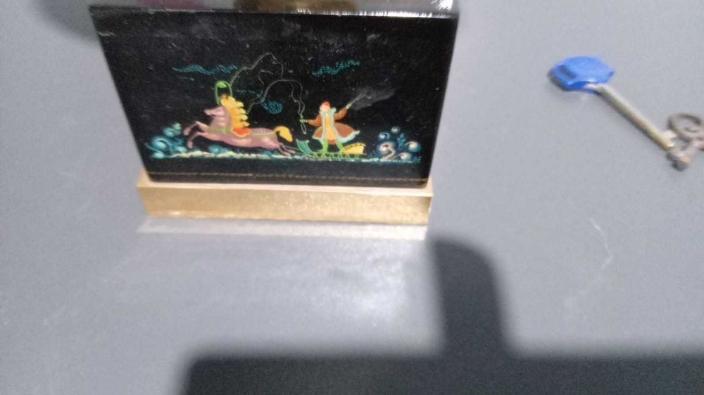 Настольные часы Весна