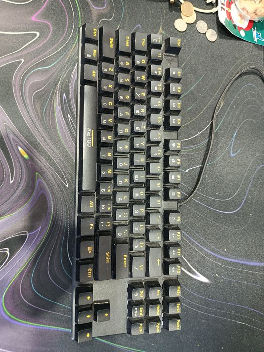 Продам игровую клавиатуру в идеальном состоянии