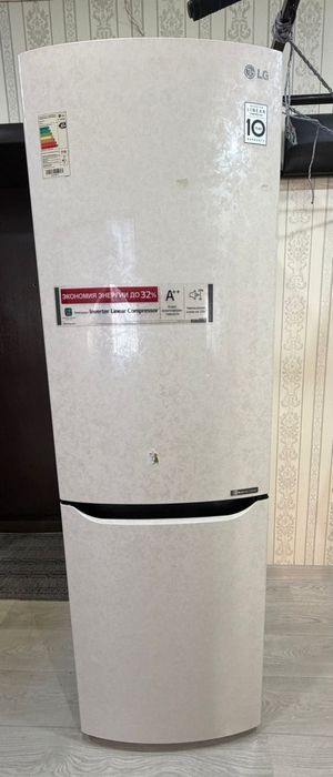 Холодильник в хорошем состоянии