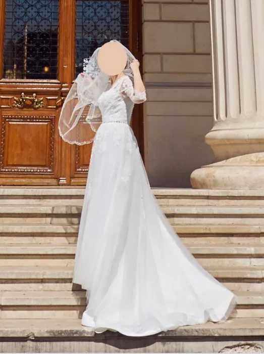 Rochie de mireasa A-line cu maneca 3 sferturi si corset