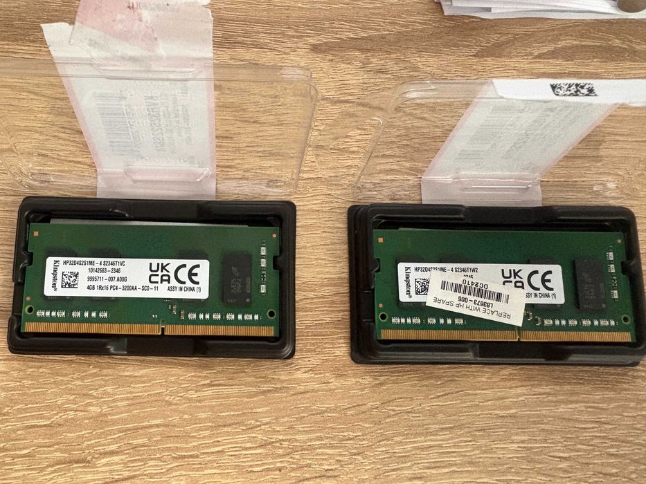 Memorii kINGSTON  2 x 4 GB RAM notebook ( CITITI ANUNTUL )