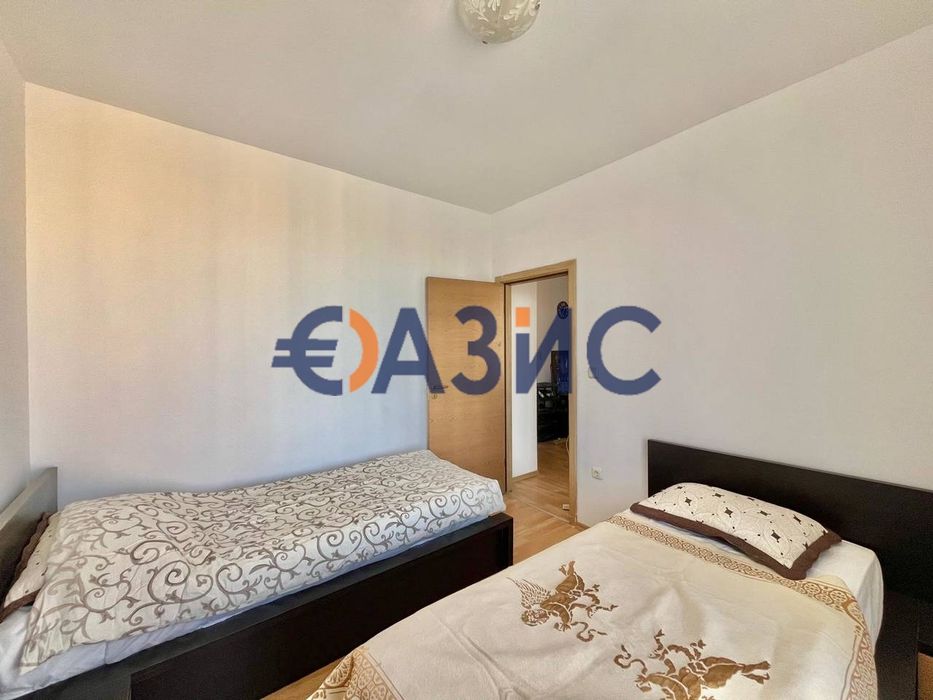 Продава се Тристаен апартамент в к.к. Слънчев бряг - 80 кв.м за 749 €/кв.м - Снимка #8