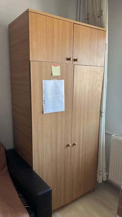 Dulap cu doua usi pentru umerase