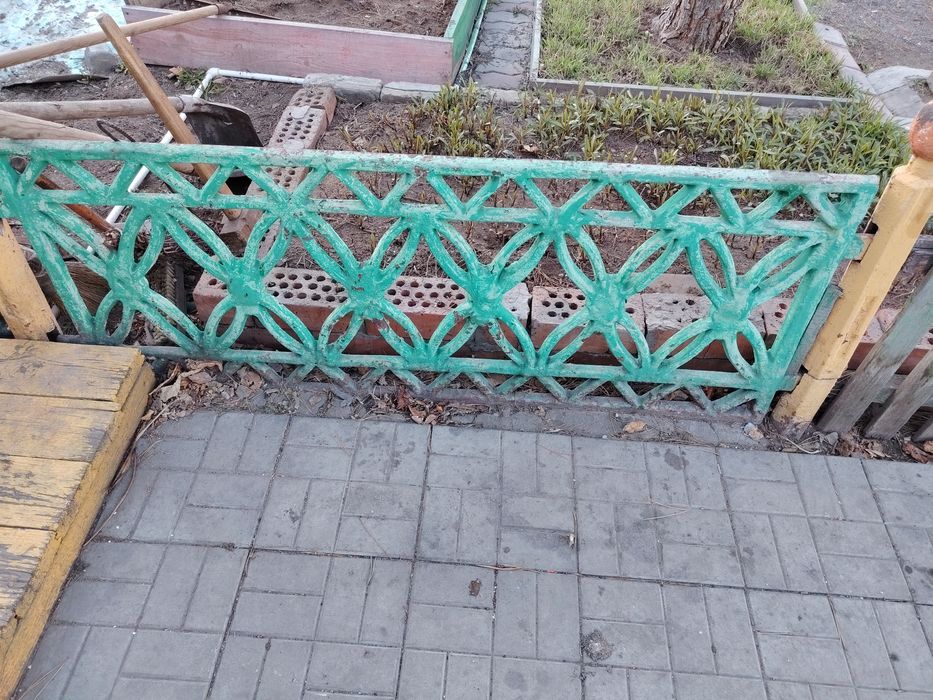 Чугунная ограда 6 штук