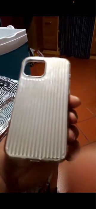 Iphone 12 pro max gold