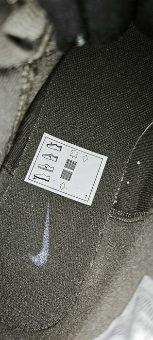 Продавам дамски маратонки NIKE