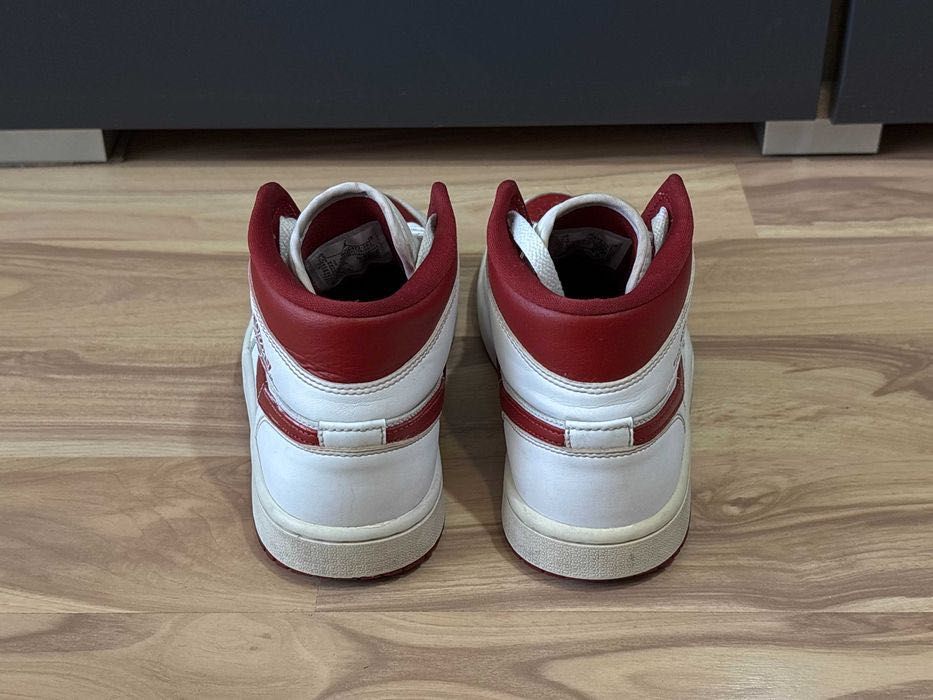 Дамски кецове Nike Air Jordan 1 Chicago размер 38,5