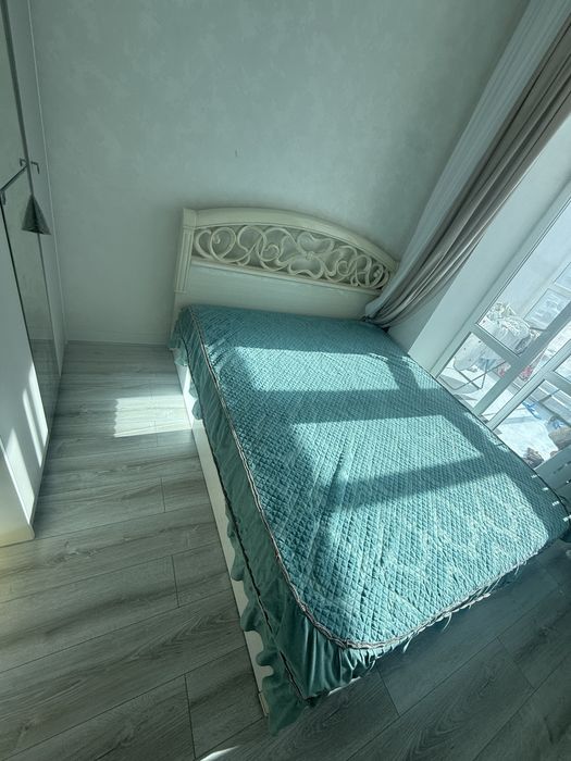 Продам кроватт с матарос