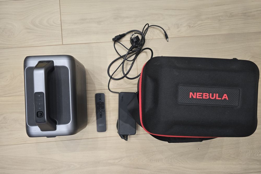 Преносим смарт Видеопроектор Anker Nebula Mars 3, 4K, 1000 ANSI Lumens